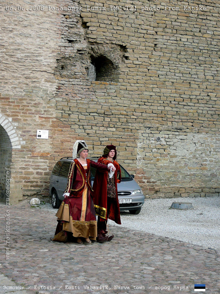 позднее средневековье, мужские костюмы, платья для девушек